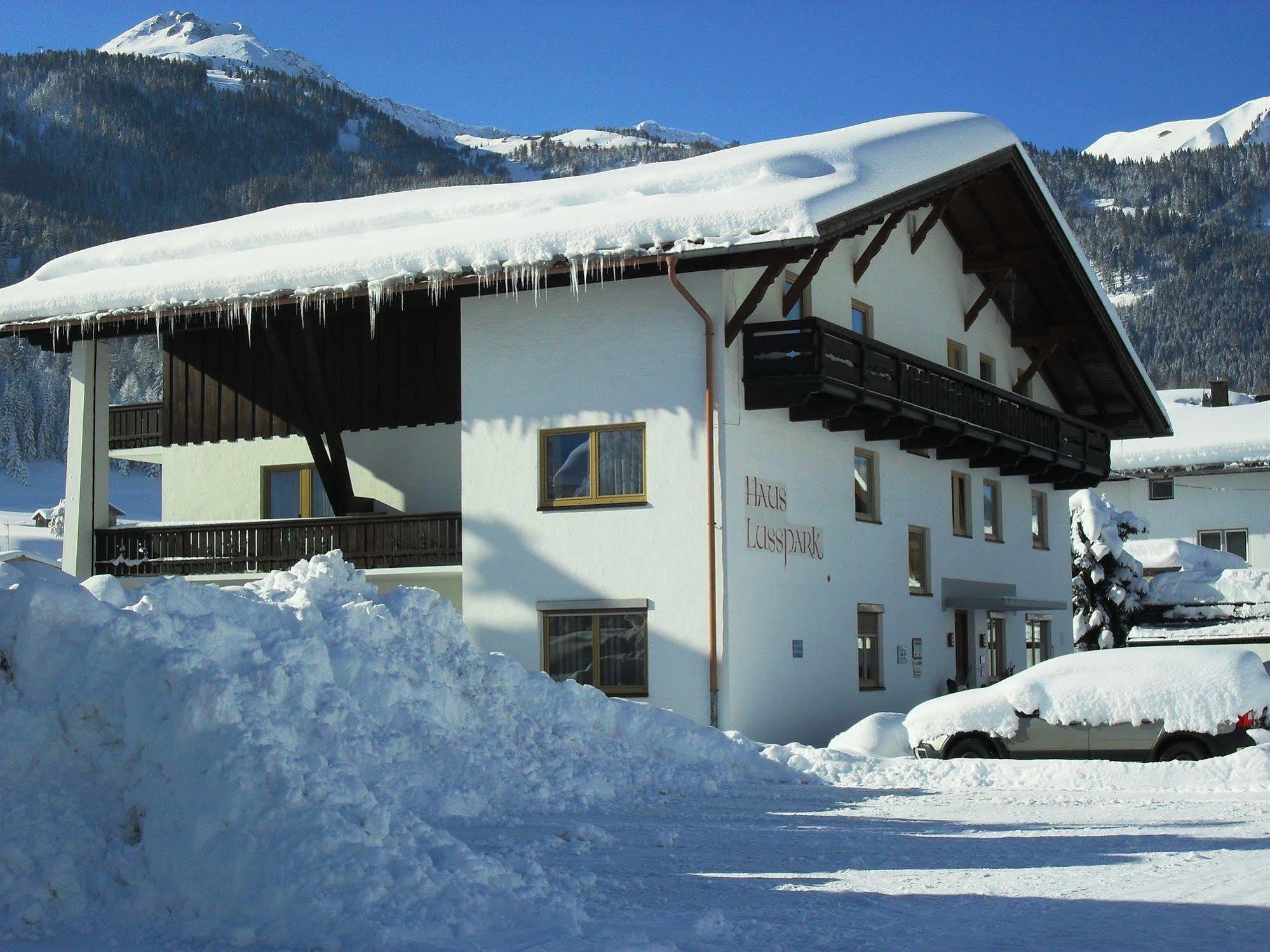 Haus Lusspark Lermoos Exterior foto
